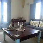 Bed & Breakfast The Proud Garden 4*